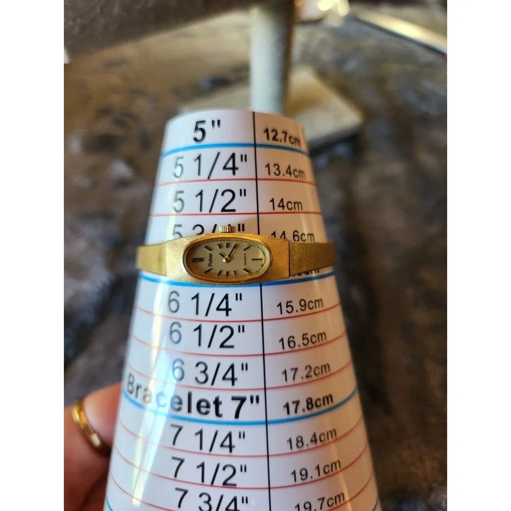Vintage Pulsar Women’s Watch Gold Tone Skinny Thin Oval Dainty Cute Petite Cute
